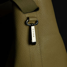 Load image into Gallery viewer, Authentic Deux de Delvaux handbag in grained leather with dark silver-toned hardware.