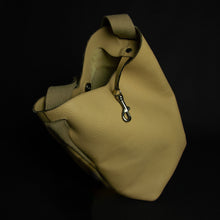 Load image into Gallery viewer, Authentic Deux de Delvaux handbag in grained leather with dark silver-toned hardware.