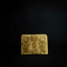 Load image into Gallery viewer, Beautiful box made of animal skin with intricate designs inspired by Senufo masks and animals. The box is adorned with rich patterns and textures, and has a unique and rustic feel. It can be used for storage or as a decorative piece in any home.