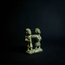 Load image into Gallery viewer, Bronze/brass couple from Benin, Africa - Unique piece of African art representing love and unity.