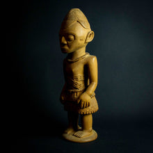 Load image into Gallery viewer, Intricately crafted Kuba statue showcasing the skilled craftsmanship and diverse artistic creations of the Kuba people.