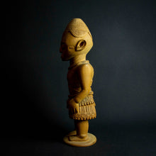 Load image into Gallery viewer, Intricately crafted Kuba statue showcasing the skilled craftsmanship and diverse artistic creations of the Kuba people.
